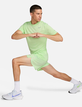short running corto hombre nike CHALLENGER,  5" ,verde