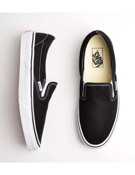 ZAPATILLA VANS CLASSIC SLIP-ON NEGRO