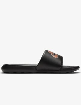 CHANCLA NIKE VICTORI ONE WOMEN'S SLIDE, NEGRA/BRON