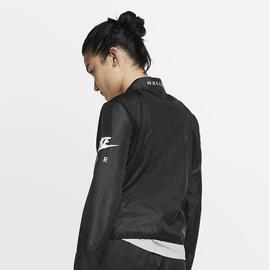 CHAQUETA NIKE RUNNING MUJER NEGRA