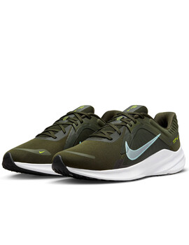 ZAPATILLA NIKE QUEST 5 MEN'S ROAD RUNNING  VERDE KAKI