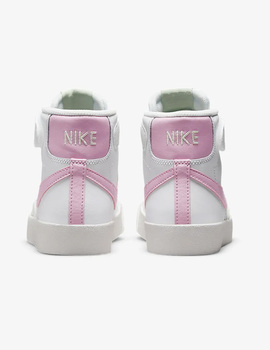 NIKE BLAZER MID '77 LITTLE KIDS' SH, BLANCO/ROSA