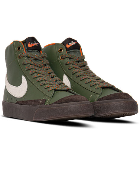 ZAPATILLA BLAZER MID 77 VERDE MILITAR