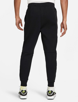 pantalón nike  SPORTSWEAR TECH FLEECE CORDURA, negro