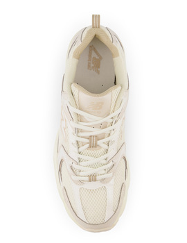 zapatilla new balance MR530 mujer, beige