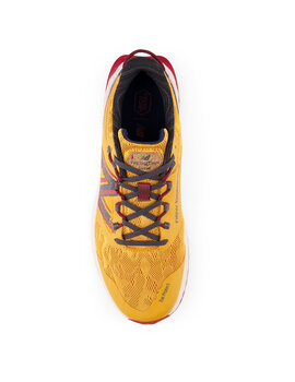 zapatilla trail running new balance hombre FRESH FOAM GAROÉ, camel