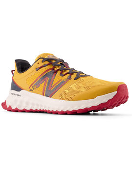 zapatilla trail running new balance hombre FRESH FOAM GAROÉ, camel