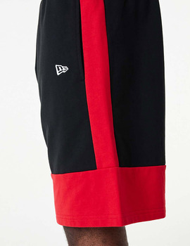 short newera NBA COLOUR  BLOCK SHORTS chicago bulls, negro-rojo