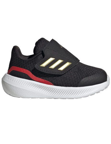 Gallery 1693900246454 ig5390 1 footwear photography side lateral center view transparent