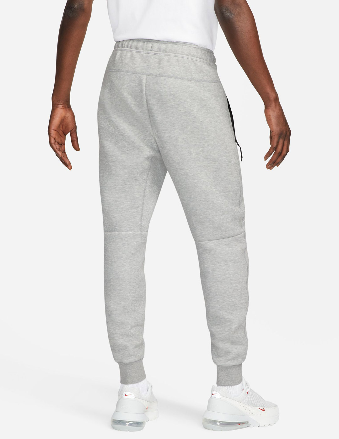 pantalón nike sportswear  TECH FLEECE , gris