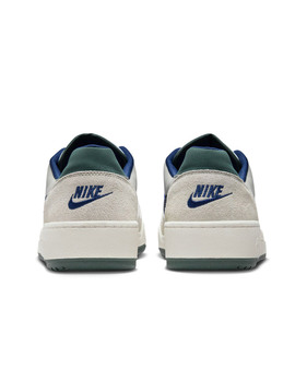 zapatilla nike  FULL FORCE LOW , blanco/marino