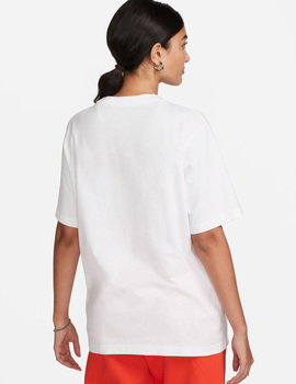 camiseta manga corta mujer nike ESSENTIAL, blanco