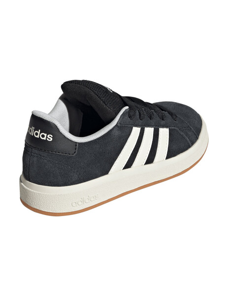 Gallery 1741792109335 jh6178 7 footwear photography back lateral top view white