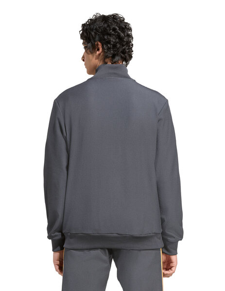 Gallery 1755872518793 jn2816 3 apparel on model back view white