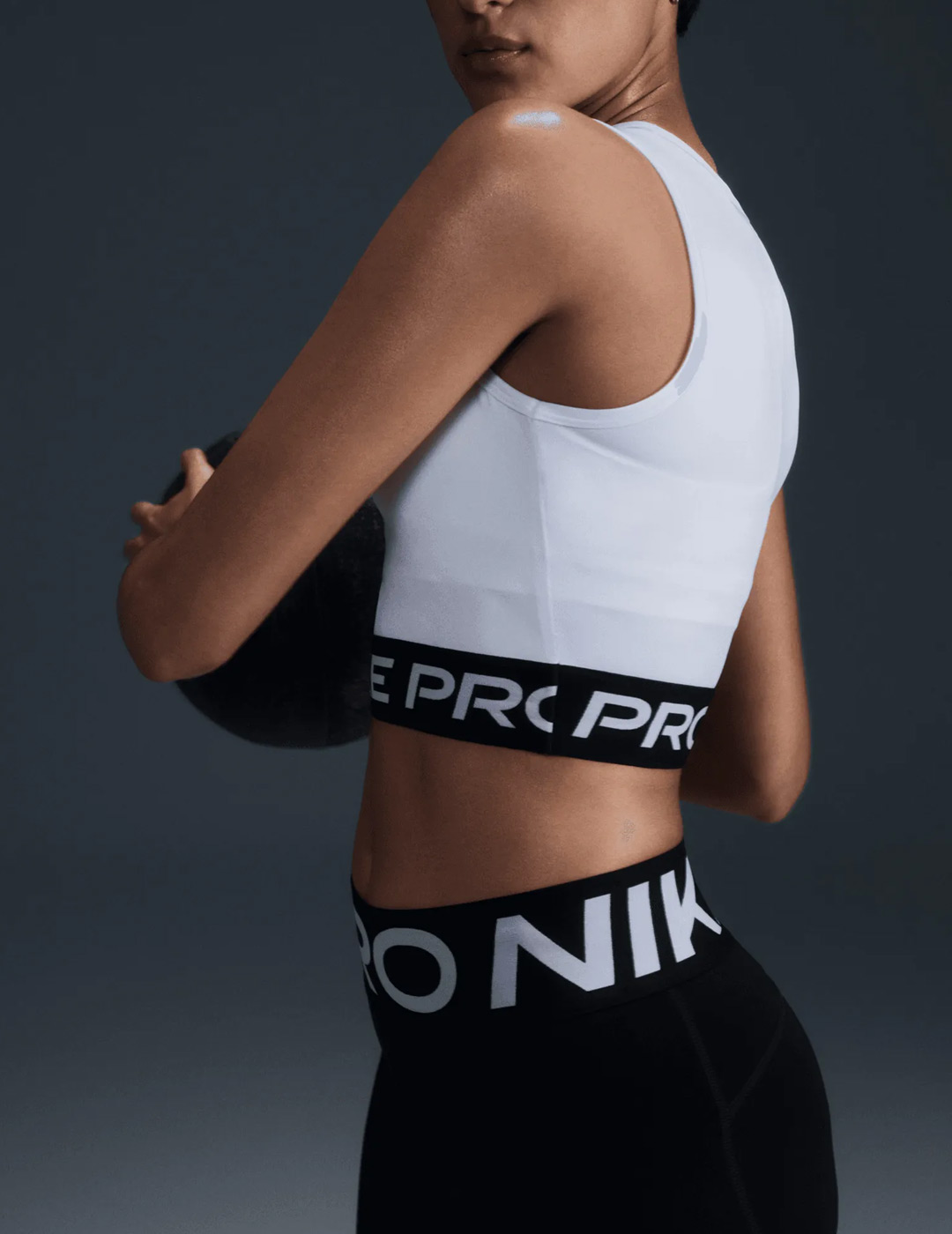 top NIKE PRO WOMEN'S DRI-FIT CROPPED, blanco