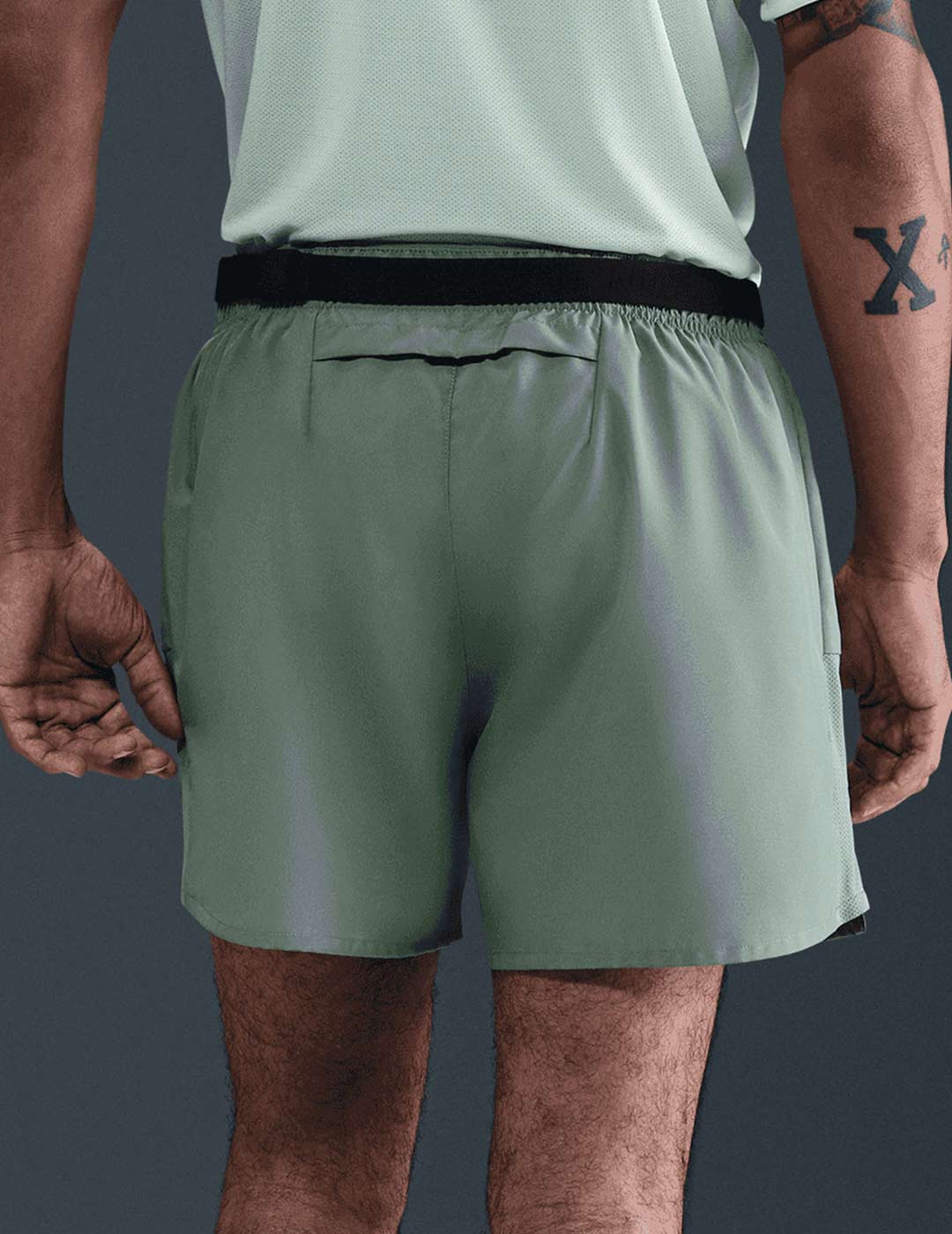 short nike CHALLENGER MEN'S DRI-FIT 5", verde