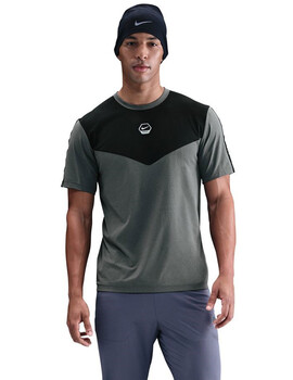 camiseta manga corta nike SPORTSWEAR CITY SIDE gris