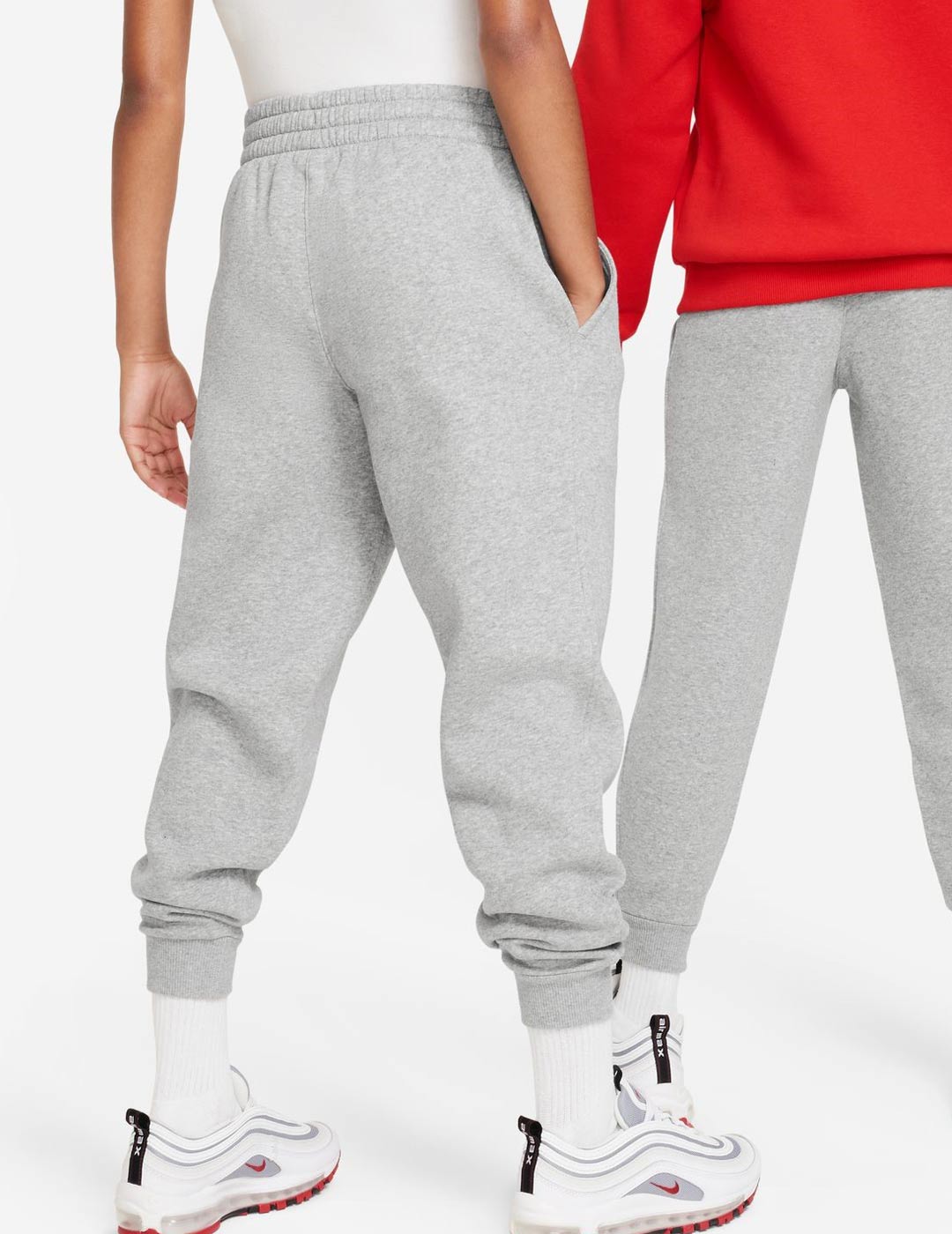 pantalón chandal niño nike  club, gris