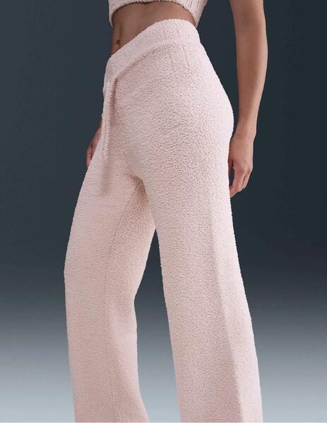 Gallery 1764167908534 sin t%c3%adtulo 3