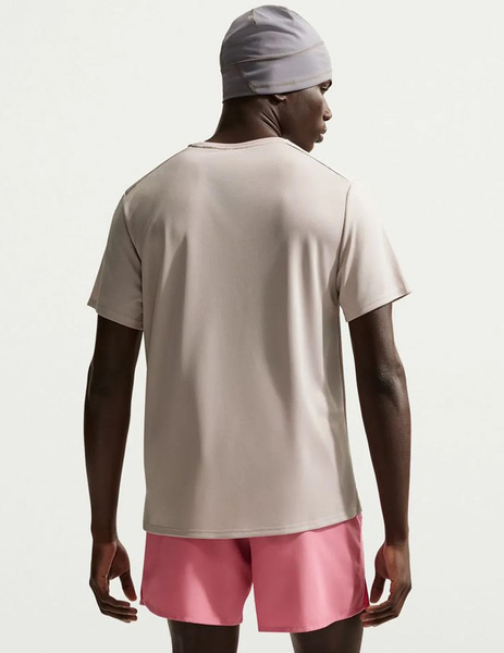 Gallery 1767084038490 sin t%c3%adtulo 3