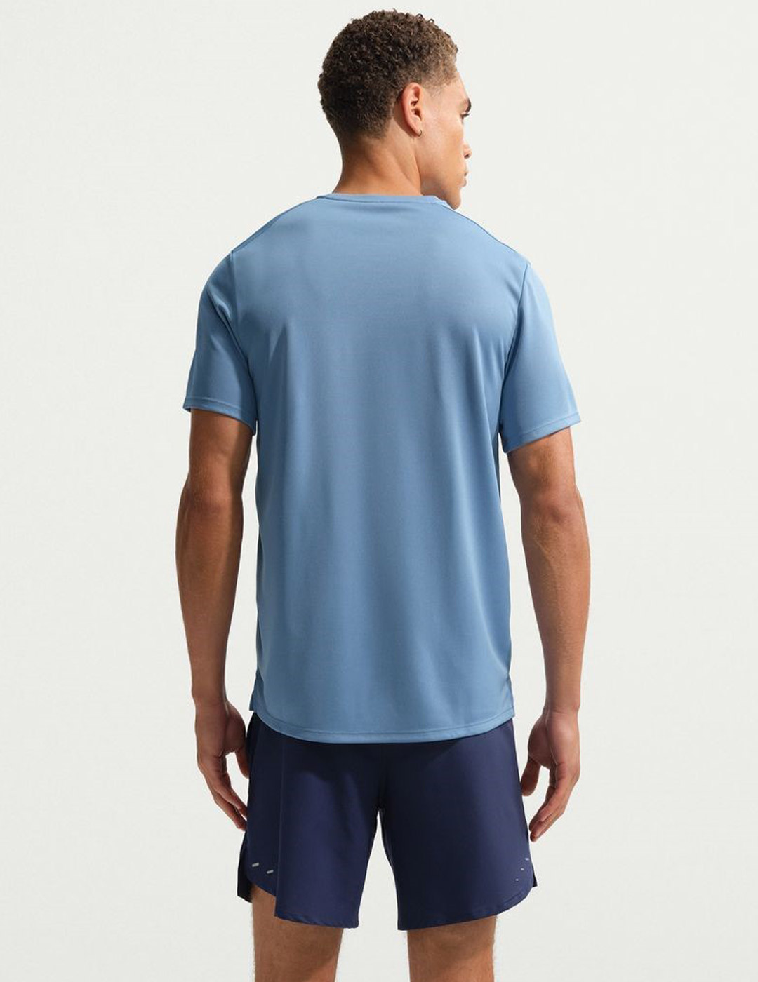 camiseta técnica manga corta nike  MILER , azul