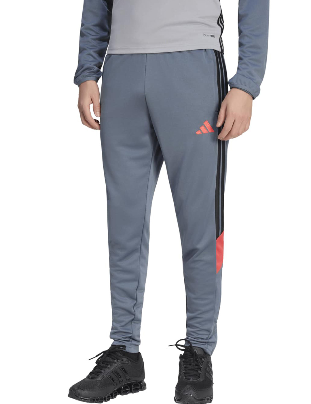 1772722003353 kg0812 2 apparel on model standard view white