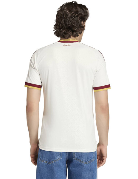 Gallery 1773992297818 jn4397 5 apparel on model back view white