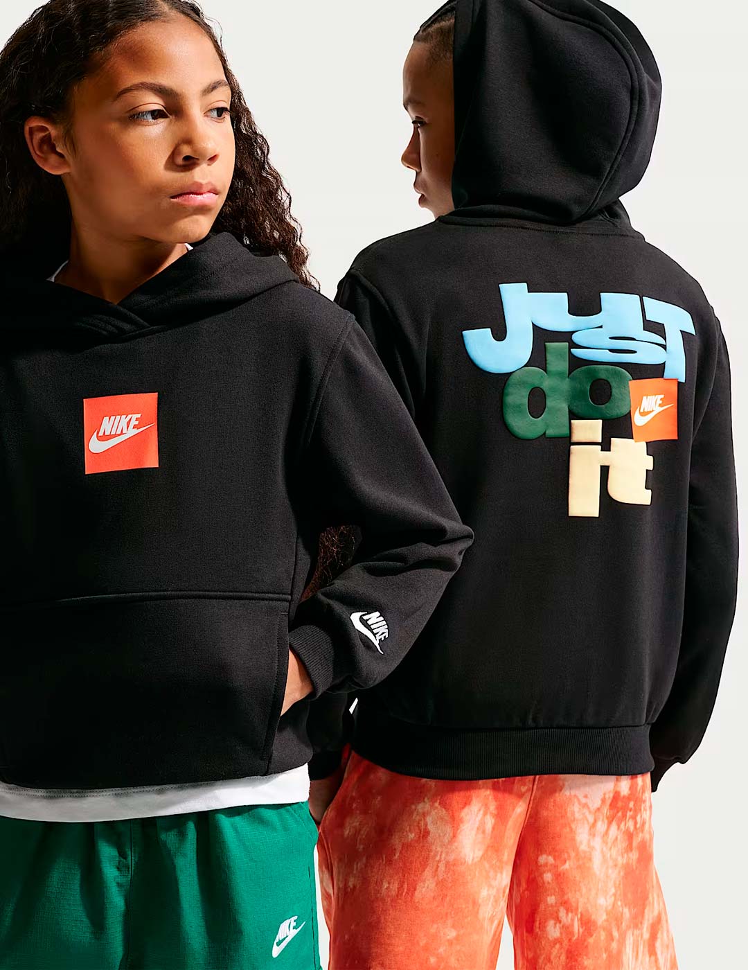 sudadera de capucha nike club FAM, negro