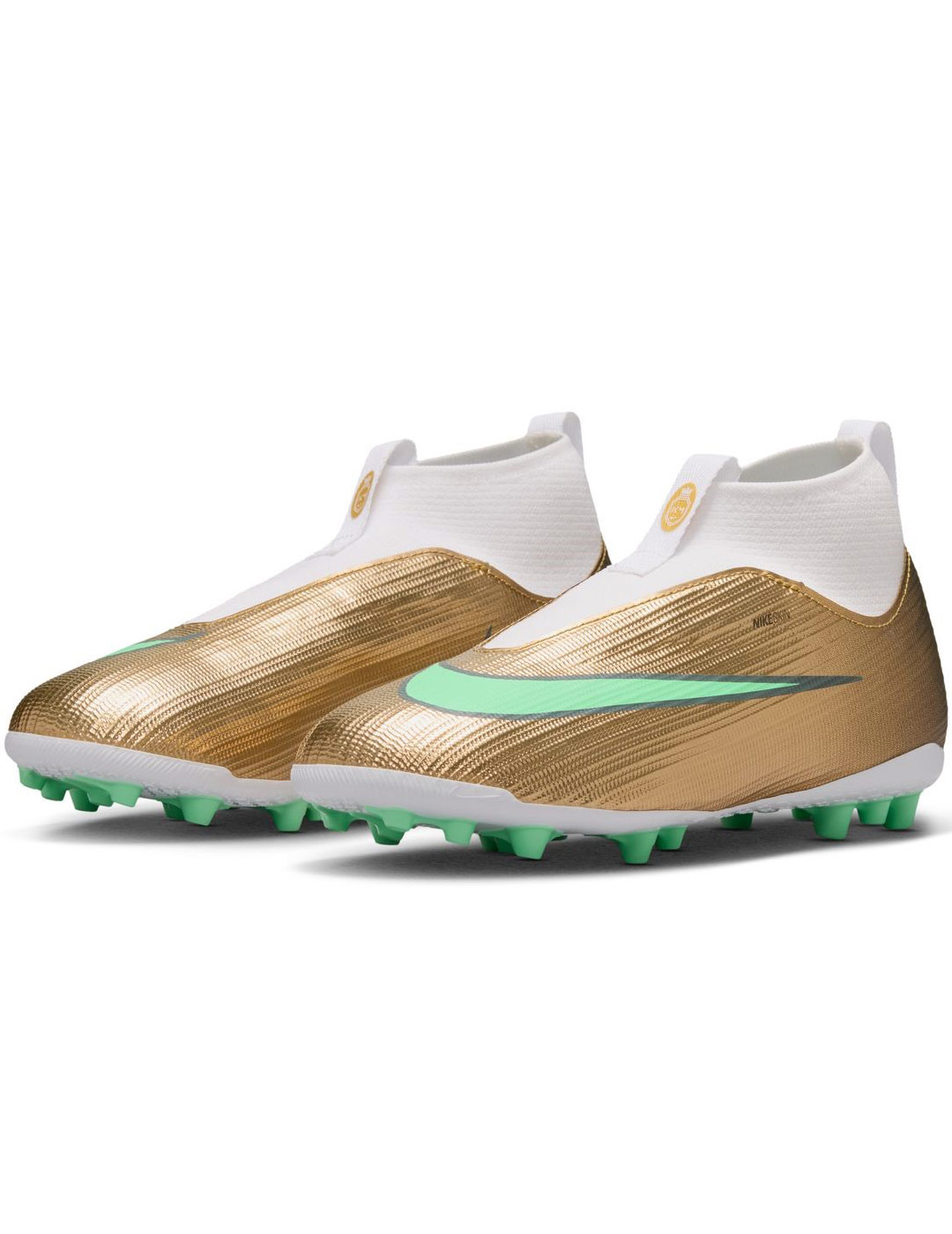 bota de fútbol nike con calcetín KYLIAN MBAPPÉ JR SUPERFLY 11 CLUB, dorada