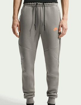 pantalón hombre nike  TECH FLEECE, verde