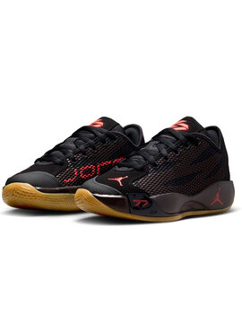 zapatilla baloncesto junior JORDAN LUKA DONCIC 77 , negro/rojo