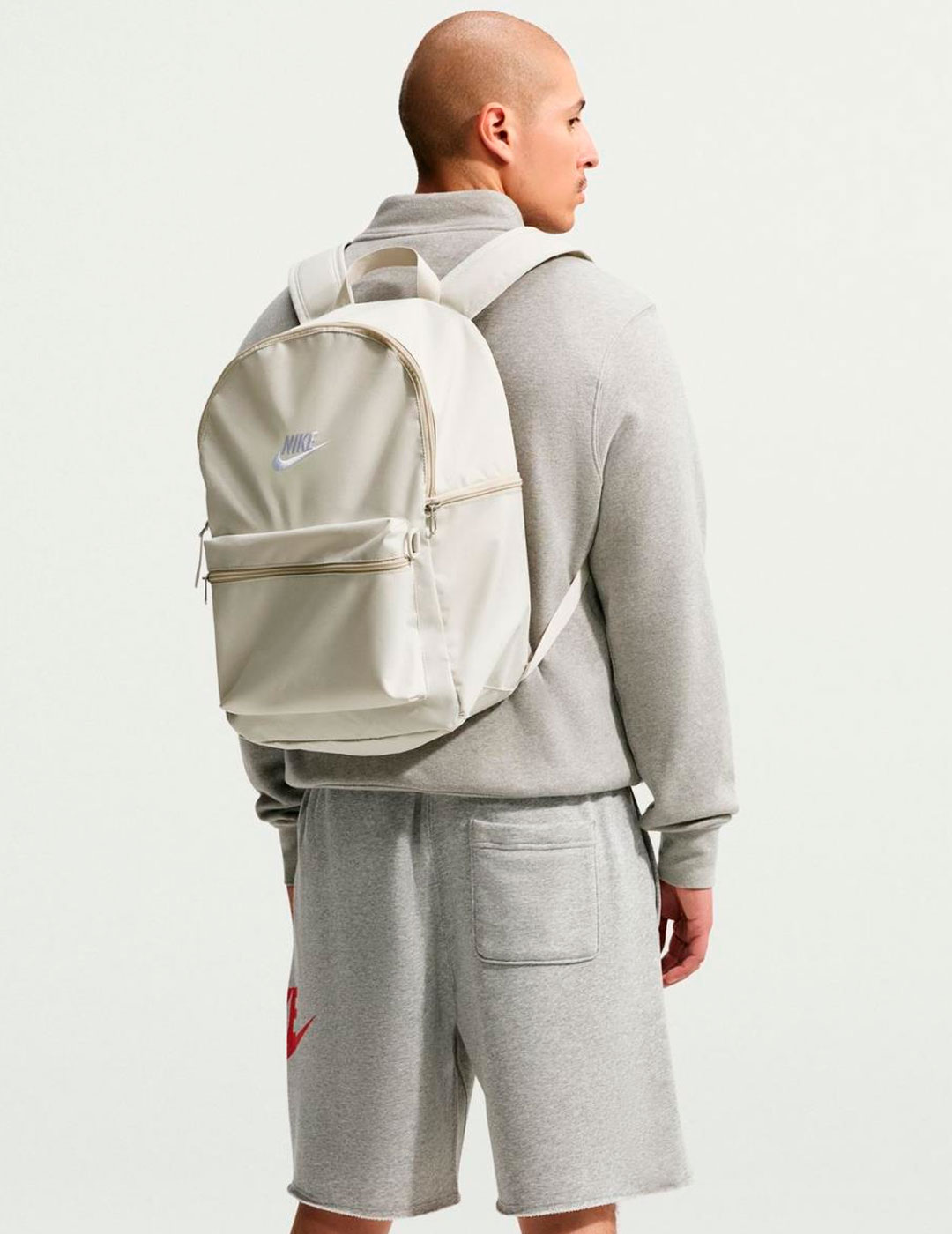 mochila nike  HERITAGE  2.0, beige