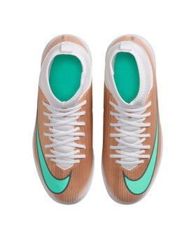 bota fútbol nike  SUPERFLY 11 CLUB Turf, dorado/blanco
