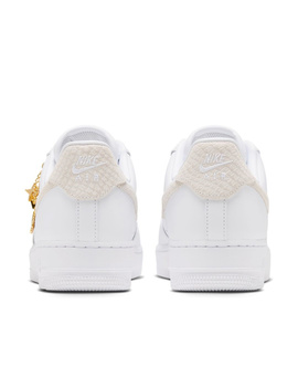 zapatilla mujer  AIR FORCE 1 '07, blanco/oro