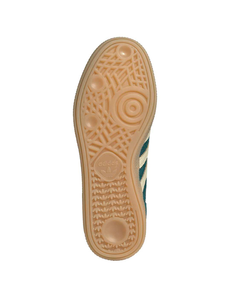 Gallery 1791041128498 kk0931 4 footwear photography bottom view white