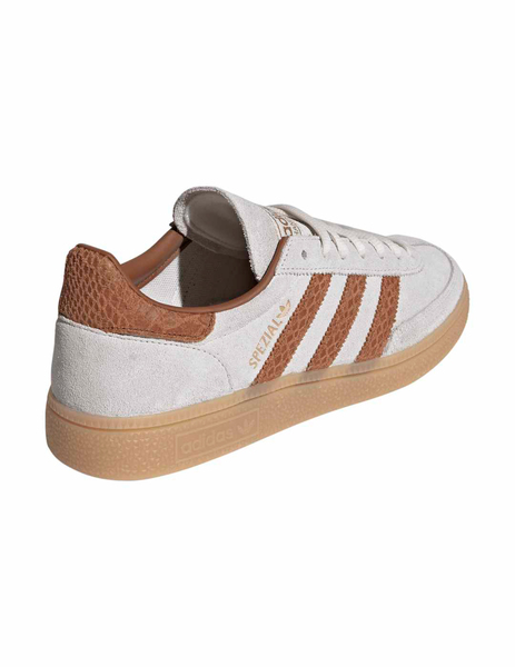 Gallery 1791266300931 ih1511 7 footwear photography back lateral top view white