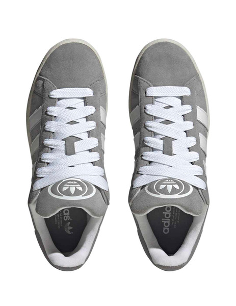 Gallery 1791268355399 hq8707 3 footwear photography top portrait view white