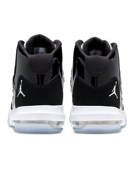 AIR JORDAN MAX AURA BIG KIDS' SHOE